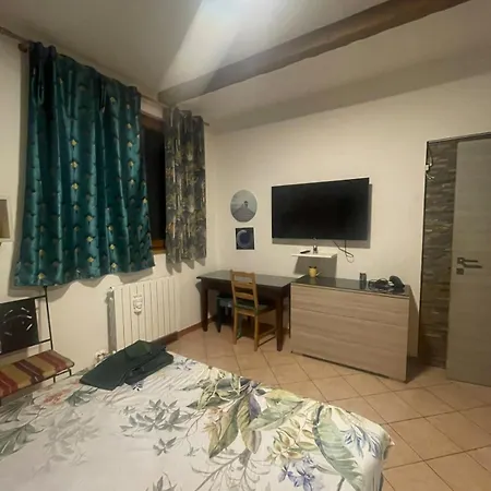 Cozy Flat In Precotto ミラノ
